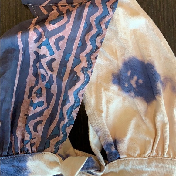 NWT Urban Outfitters Tie-Front Cropped Halter Top - Picture 7 of 9